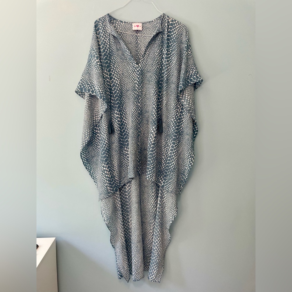 BUDDY LOVE Derby Dress High Low Maxi in Blue Snakeskin CG2166 One Size - Picture 3 of 9